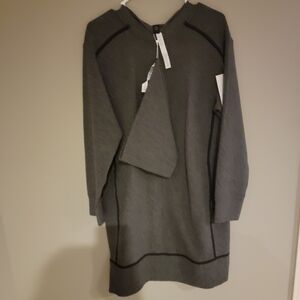 Lululemon Athletica Dark Green Sweater